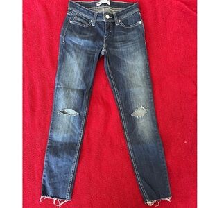 Levi’s Distressed Blue Red Label Lo Rise Skinny Jeans Sz 2 chk measurements EUC